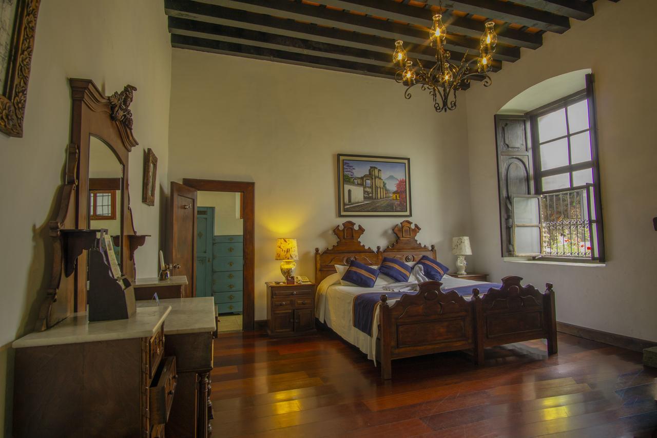 Hotel Posada De Don Rodrigo Antigua Екстериор снимка