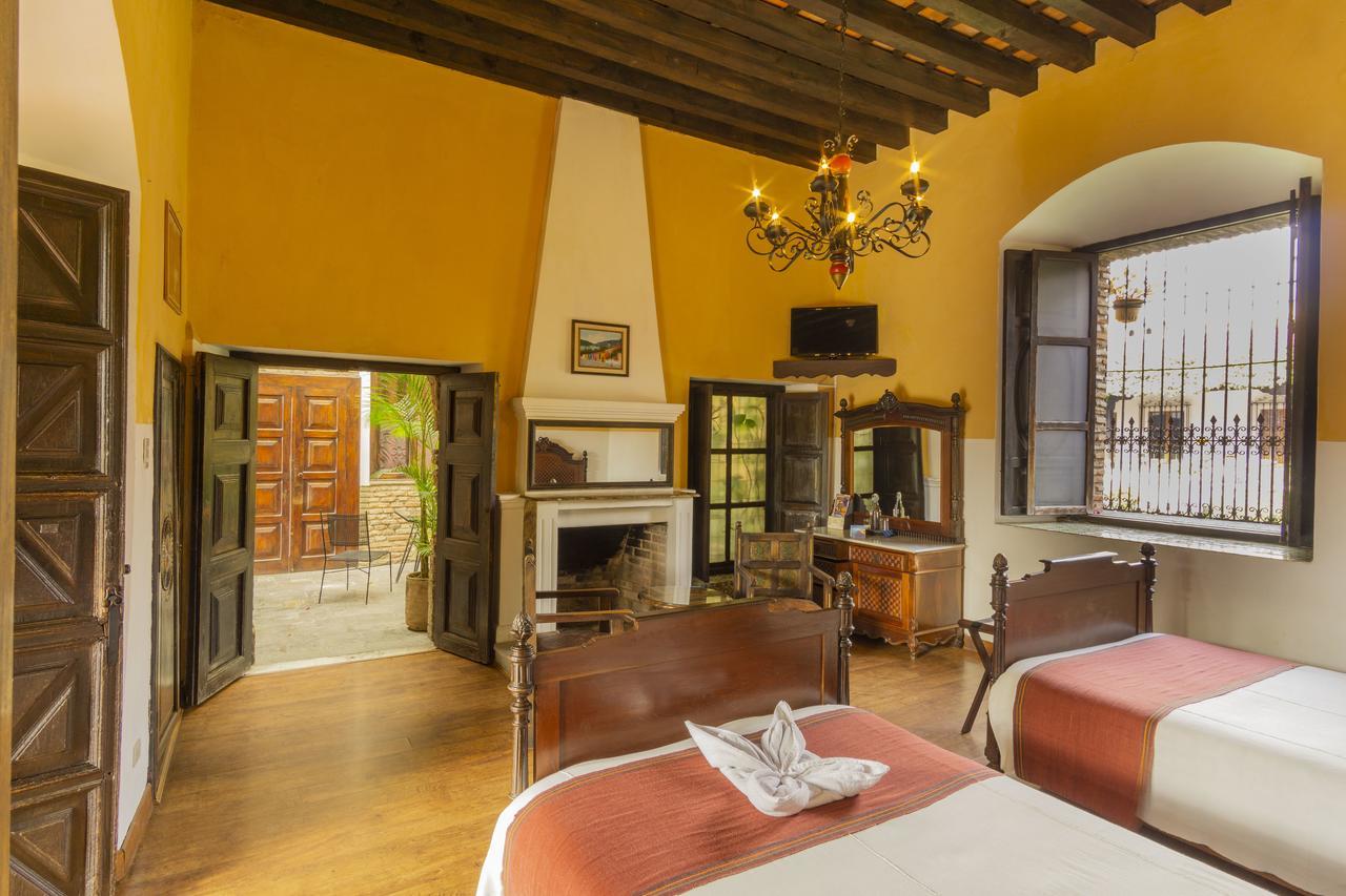 Hotel Posada De Don Rodrigo Antigua Екстериор снимка