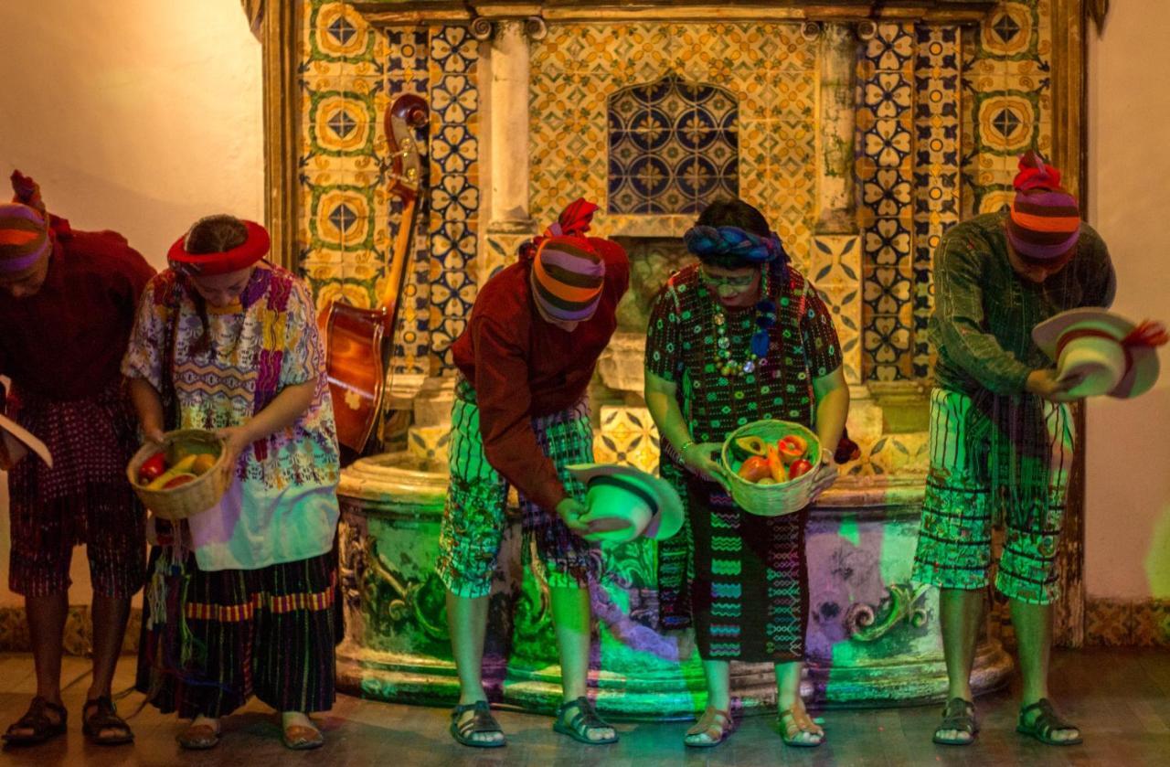 Hotel Posada De Don Rodrigo Antigua Екстериор снимка